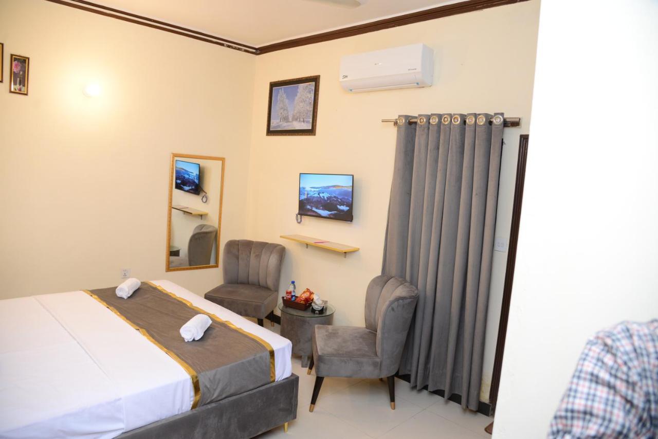 Go Room Hotel Lahore Exterior foto