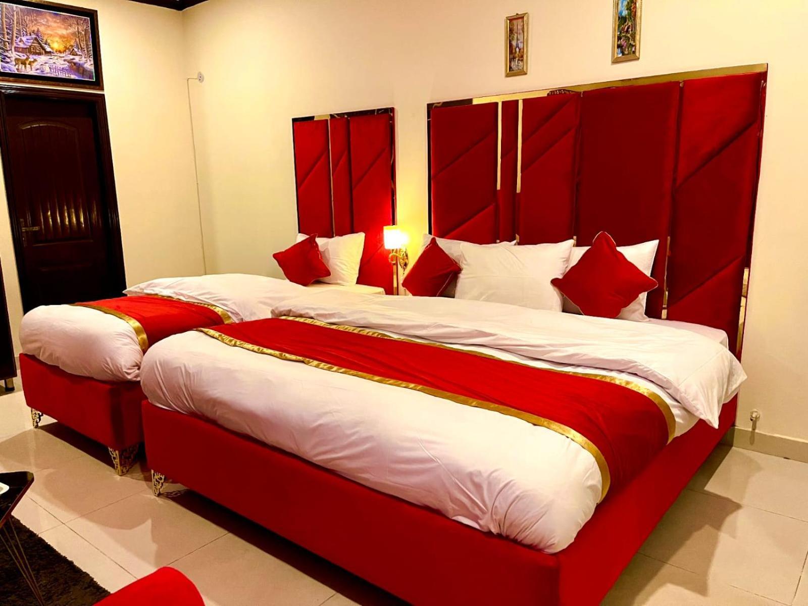 Go Room Hotel Lahore Exterior foto