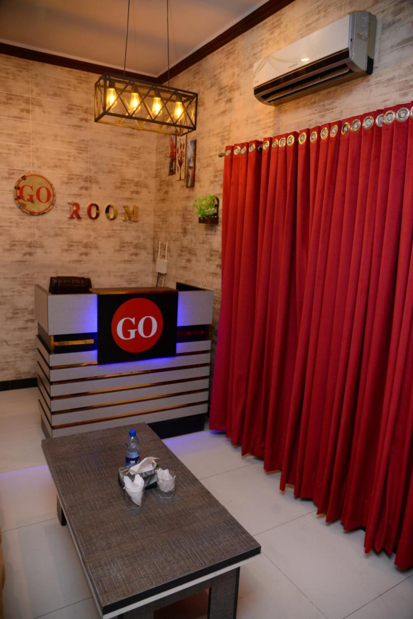 Go Room Hotel Lahore Exterior foto